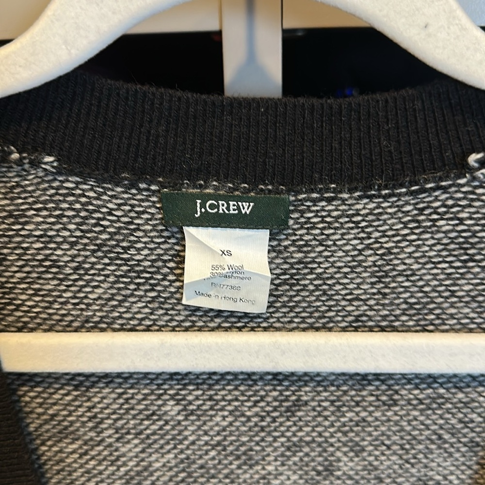 J Crew gray/black v neck crystal button closure cardigan size XS - Picture 2 of 3
